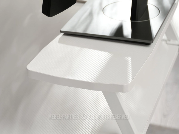 Funkcjonalne białe biurko gamingowe