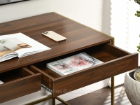 Eleganckie biurko z szufladami ORZECH ZŁOTY UNIF - pojemna szuflada
